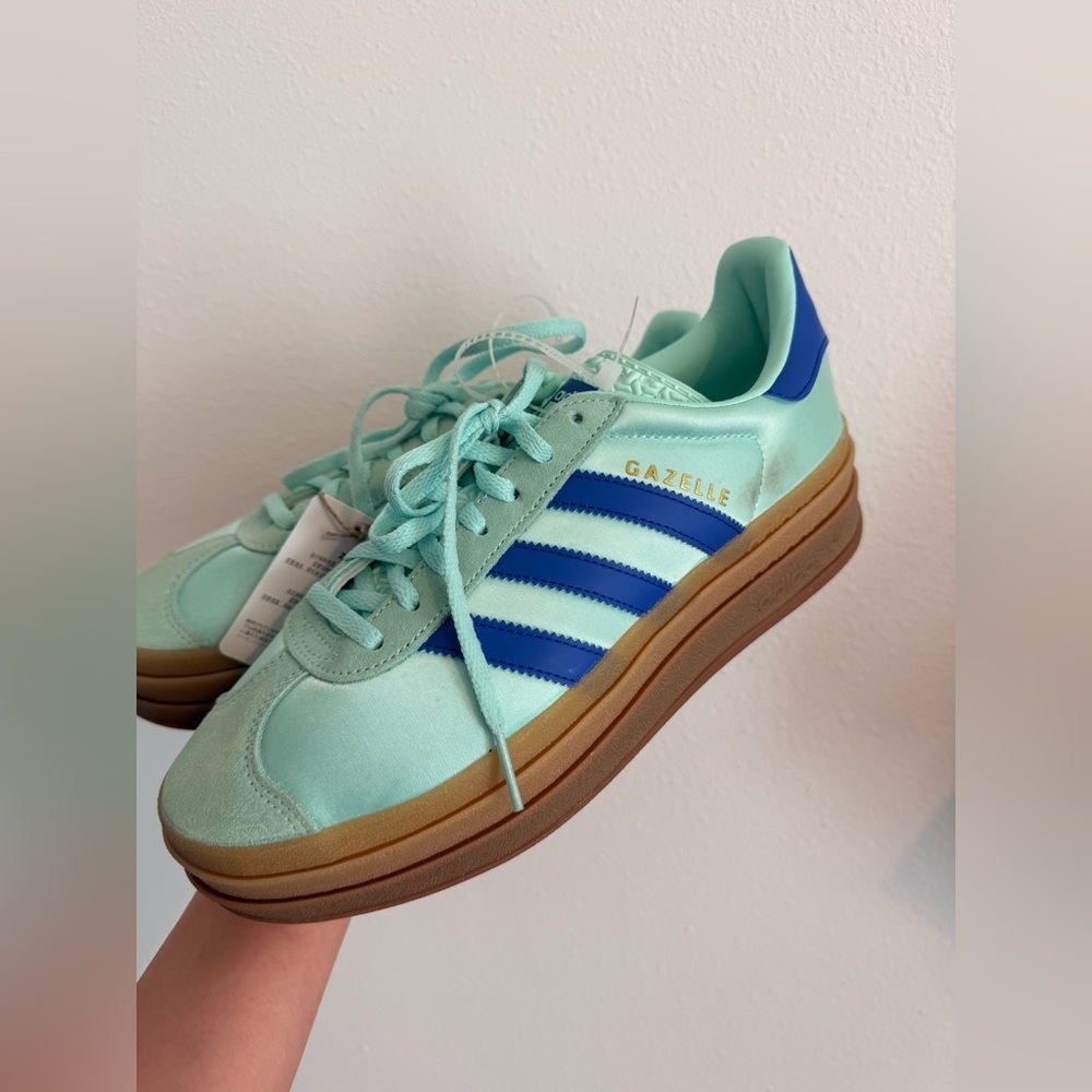 NWT Adidas Gazelle Bold Platform Sneaker - Picture 5 of 6